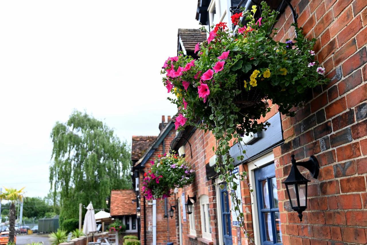 Swan, Thatcham By Marston'S Inns Exterior foto